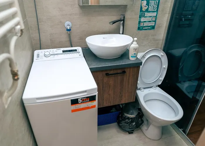 Riverside Retreat Скоп'є